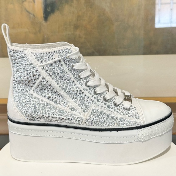 🌹ZIGI🌹 Carmensa-2 Embellished Platform High Top Sneaker Size: 8 - Picture 5 of 14